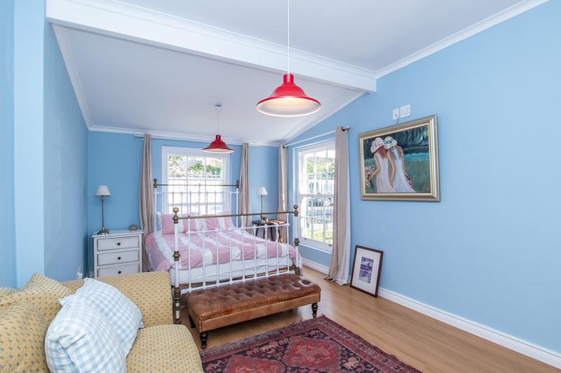 3 Bedroom Property for Sale in Lakeside Western Cape